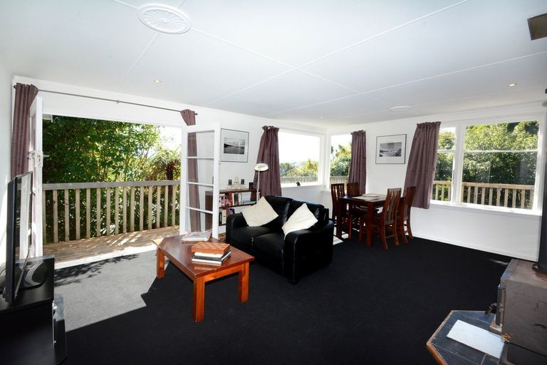 Photo of property in 25 Frances Street, Broad Bay, Dunedin, 9014
