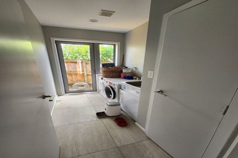 Photo of property in 18 Skipjack Pass, Silverdale, 0932