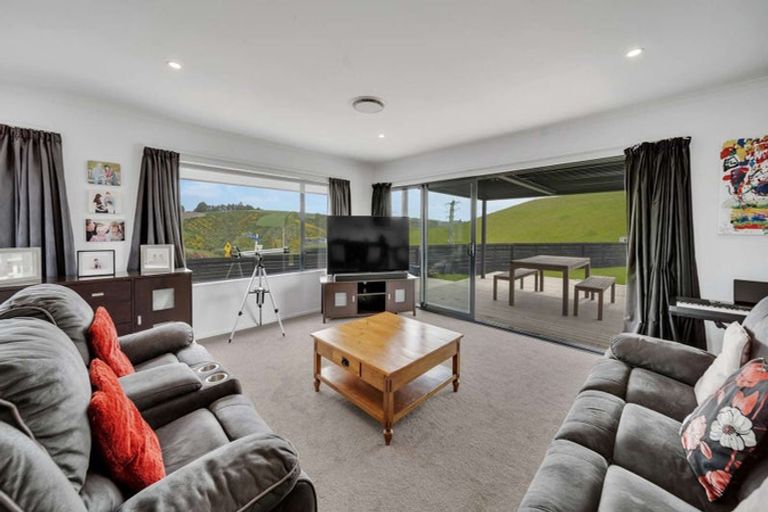 Photo of property in 44 Mcneil Street, Balclutha, 9230