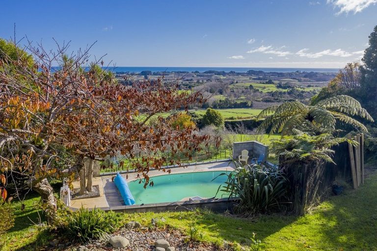 Photo of property in 167 Huia Street, Waikanae, 5391