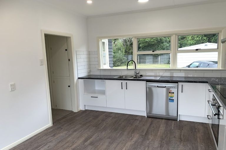 Photo of property in 28 Prouse Street, Levin, 5510