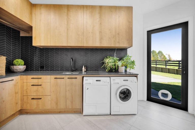 Photo of property in 82 Flint Road, Stratford, 4332