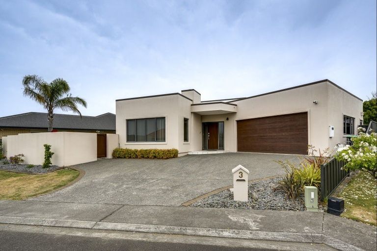 Photo of property in 3 Phoenix Place, Havelock North, 4130