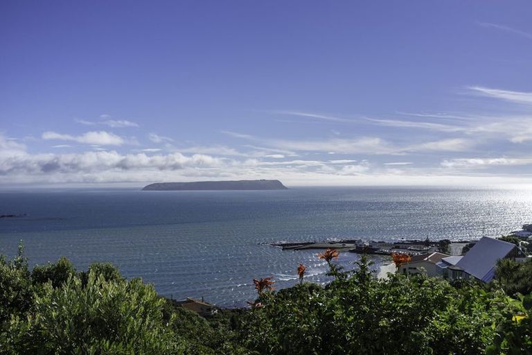 Photo of property in 112 Motuhara Road, Plimmerton, Porirua, 5026
