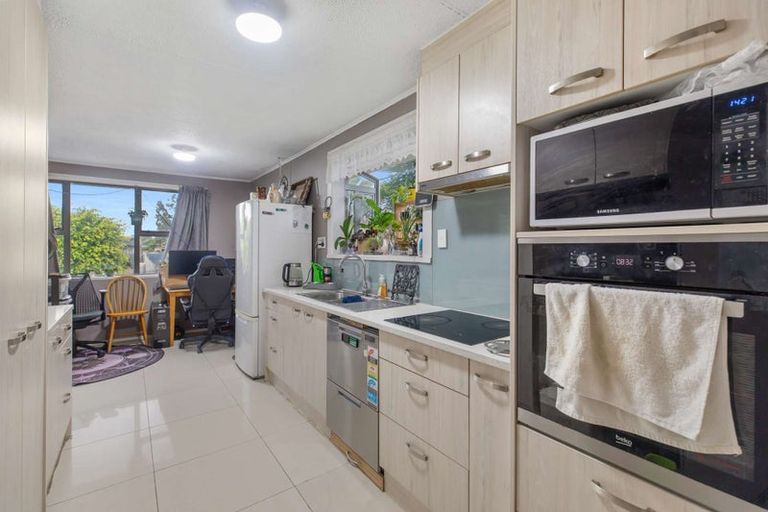 Photo of property in 48 Ferguson Street, Mangere East, Auckland, 2024