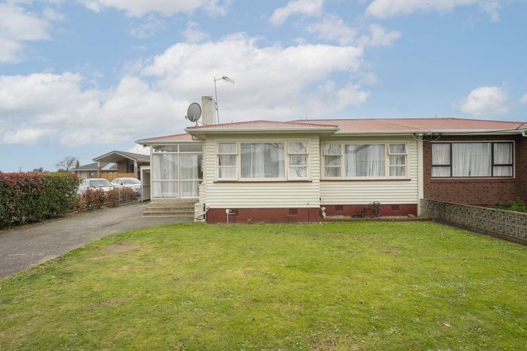 Photo of property in 605 Queen Street East, Levin, 5510