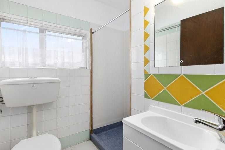 Photo of property in 19 Charleston Avenue, Boulcott, Lower Hutt, 5011