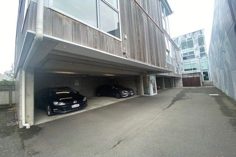 Photo of property in Canvas Apartments, 12/307 Willis Street, Te Aro, Wellington, 6011