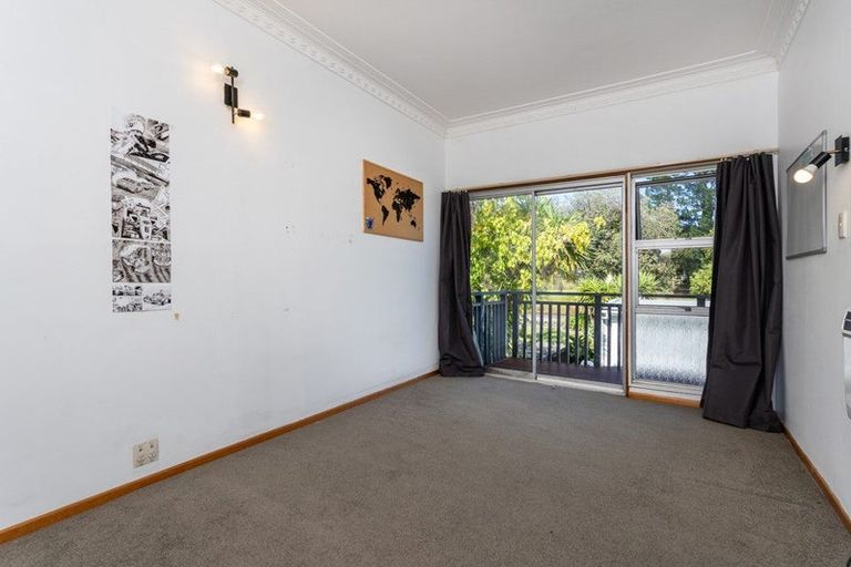 Photo of property in 24 Waikoukou Valley Road, Waimauku, 0812