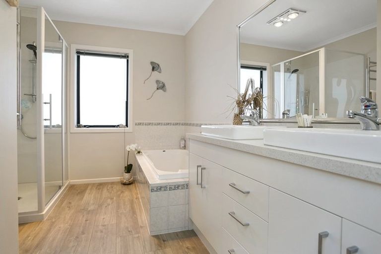 Photo of property in 91 Wells Place, Cambridge, 3493