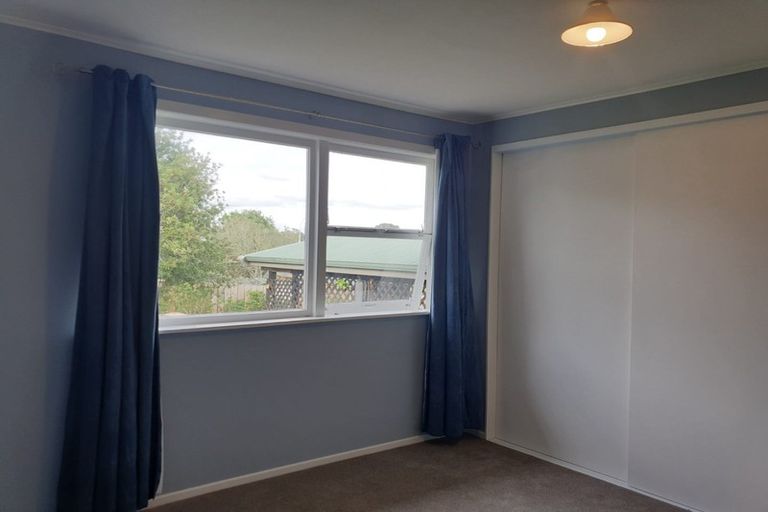 Photo of property in 3 Stevenson Road, Clarks Beach, 2122