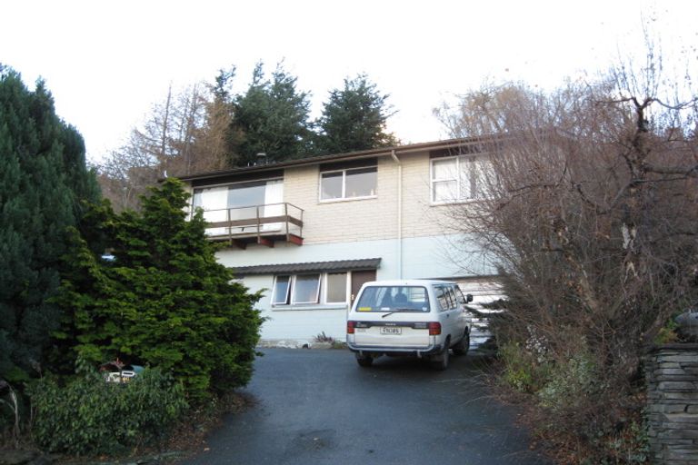 Photo of property in 46 Panorama Terrace, Queenstown, 9300