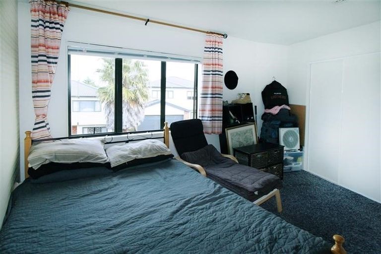 Photo of property in 49/22 Northcross Drive, Oteha, Auckland, 0632