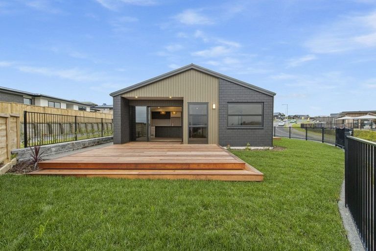 Photo of property in 3 Te Kaka Place, Omokoroa, 3114