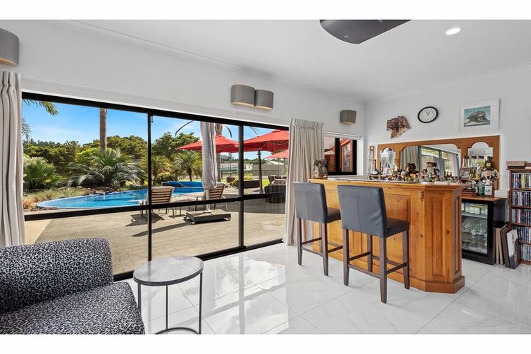 Photo of property in 49 Ngunguru Road, Glenbervie, Whangarei, 0173