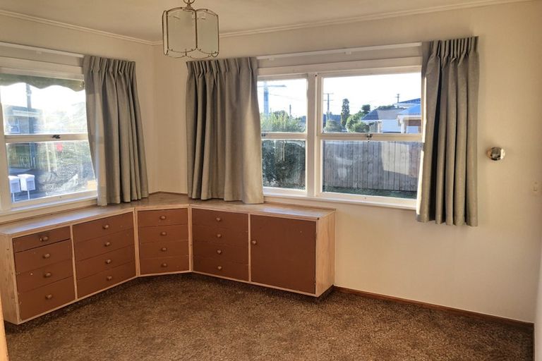 Photo of property in 15 Edorvale Avenue, Manukau, Auckland, 2025