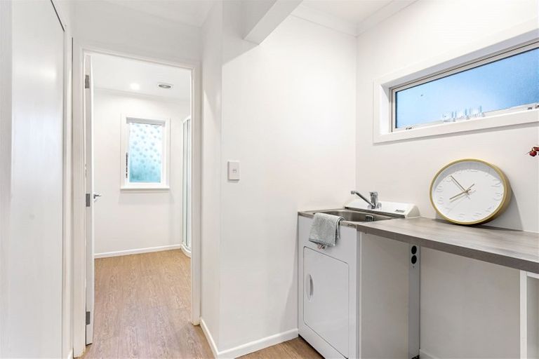 Photo of property in 877 Kahikatea Flat Road, Waitoki, Kaukapakapa, 0871