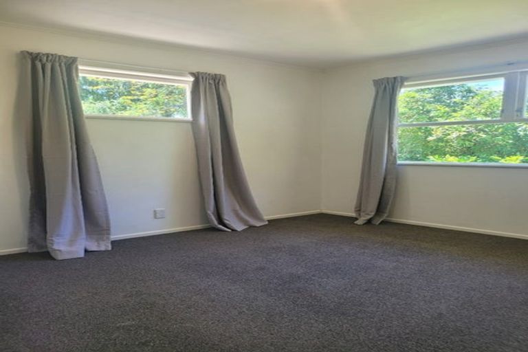 Photo of property in 14 Kirby Street, Glendene, Auckland, 0602