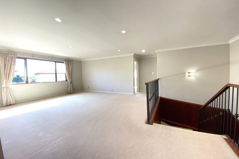 Photo of property in 15 Kaseng Place, East Tamaki Heights, Auckland, 2016