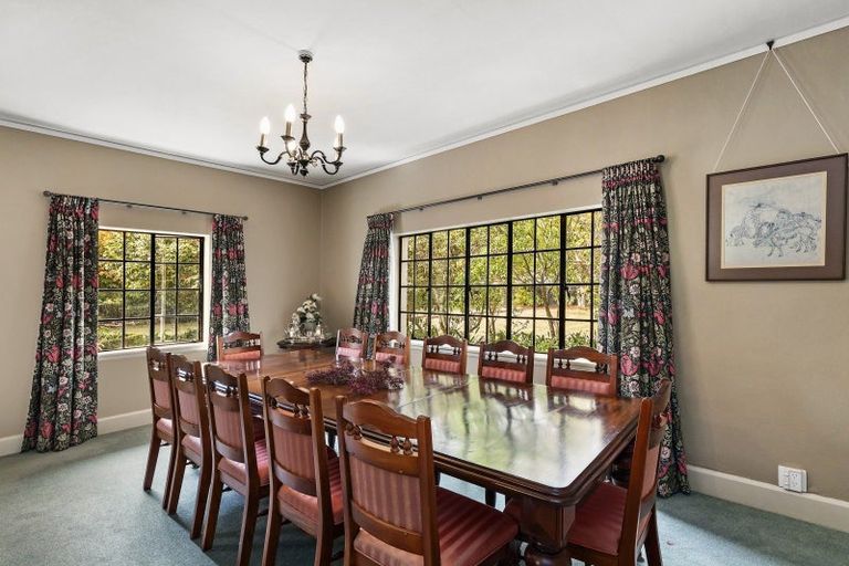 Photo of property in 305 Fergusson Drive, Heretaunga, Upper Hutt, 5018