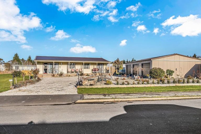 Photo of property in 18 Watkin Drive, Karitane, Waikouaiti, 9471
