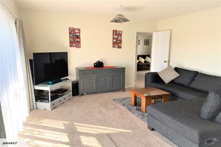 Photo of property in 2/37 Bould Street, Johnsonville, Wellington, 6037