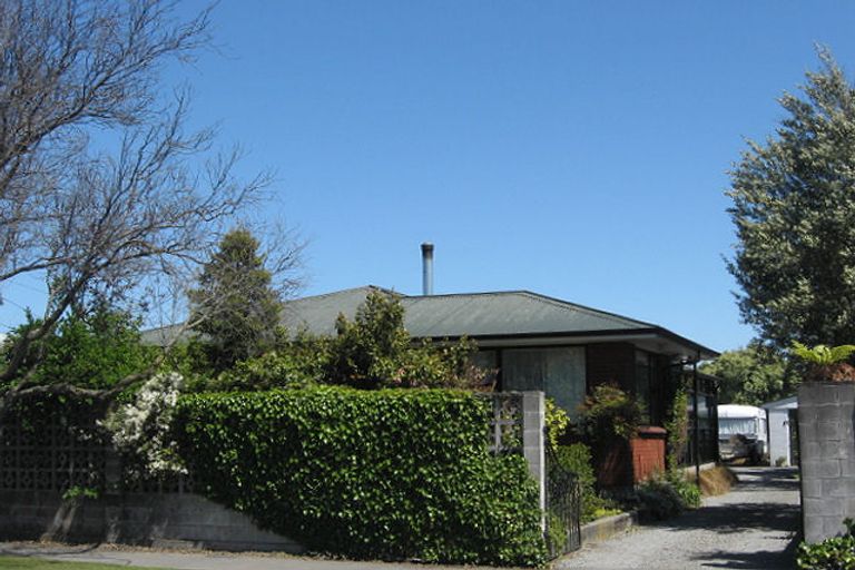 Photo of property in 15 Chedworth Avenue, Bishopdale, Christchurch, 8053