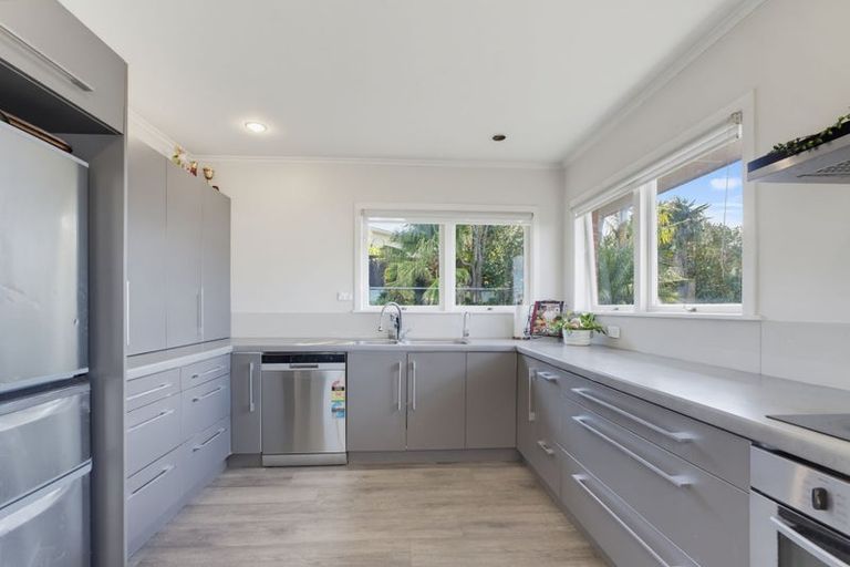 Photo of property in 2 Bickerstaffe Road, Maungaturoto, 0520