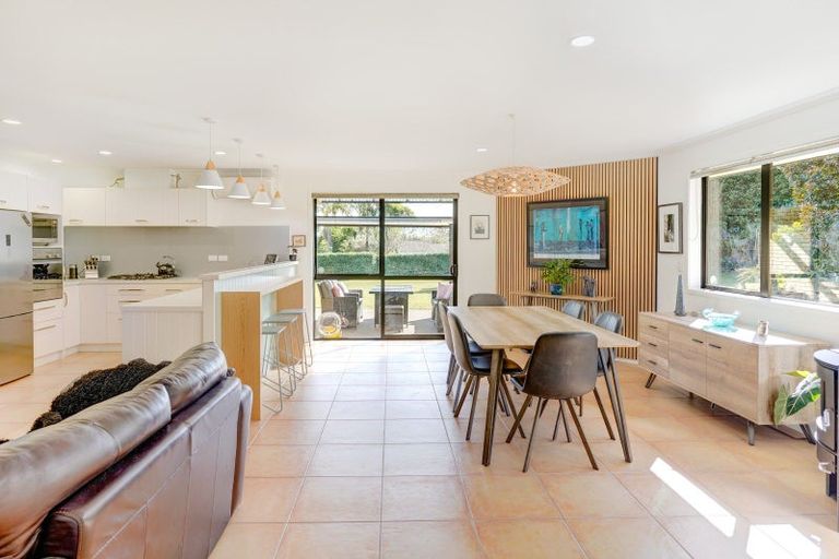 Photo of property in 24c Riddell Road, Kerikeri, 0230