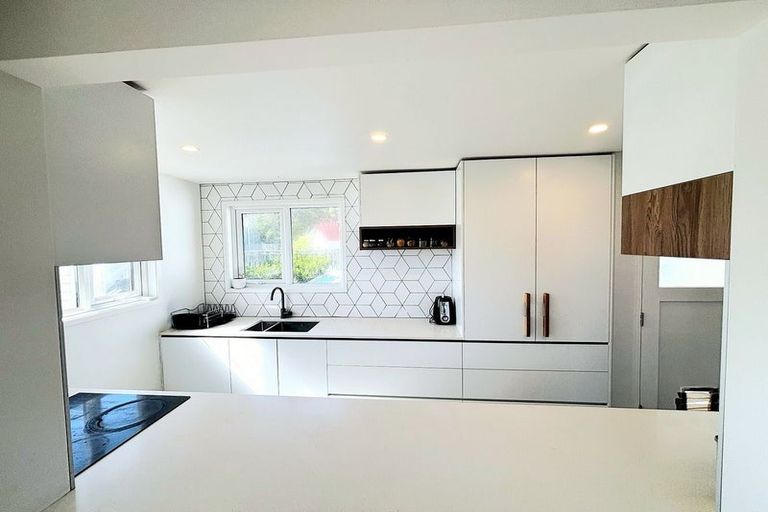 Photo of property in 79 Black Rock Road, Newlands, Wellington, 6037