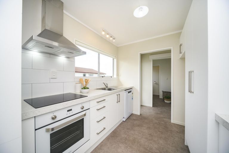 Photo of property in 10 Jupiter Street, Milson, Palmerston North, 4414