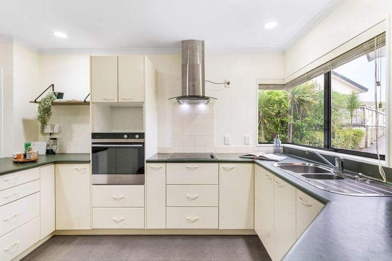Photo of property in 2/22 Ardagh Place, Dannemora, Auckland, 2016