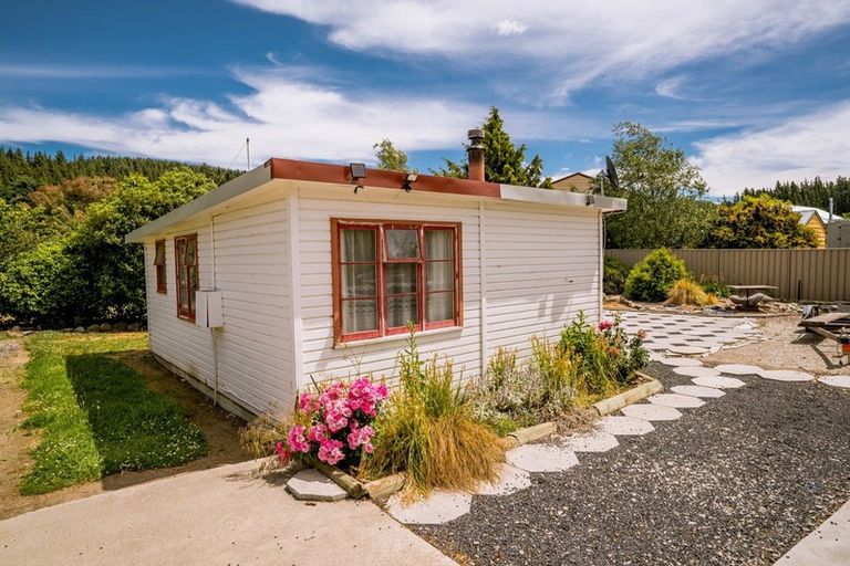 Photo of property in 68 Hopkins Street, Luggate, Cromwell, 9383