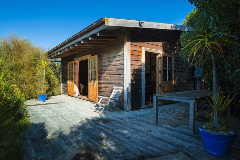 Photo of property in 20b Rangiuia Road, Tolaga Bay, 4077