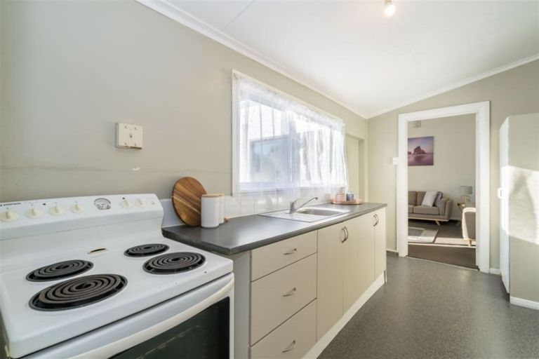 Photo of property in 12 Osmond Street, South Dunedin, Dunedin, 9012