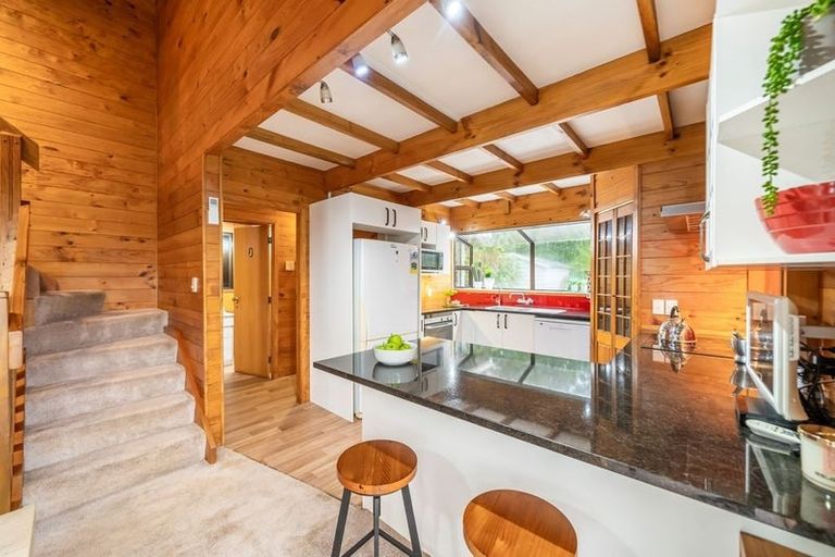 Photo of property in 74 Viewmont Drive, Harbour View, Lower Hutt, 5010