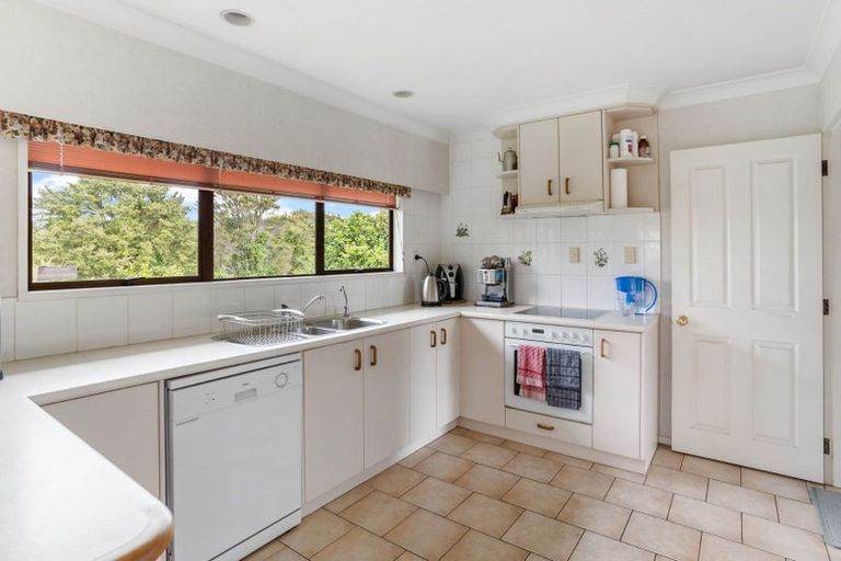 Photo of property in 591 Great South Road, Rosehill, Papakura, 2113