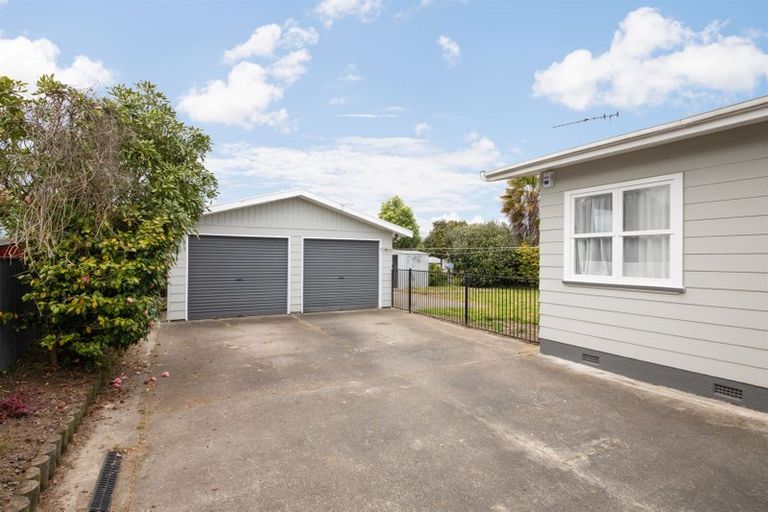 Photo of property in 27 Dewe Avenue, Feilding, 4702