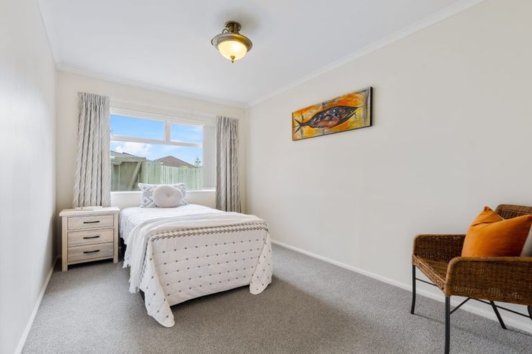 Photo of property in 11a Riverside Road, Orewa, 0931