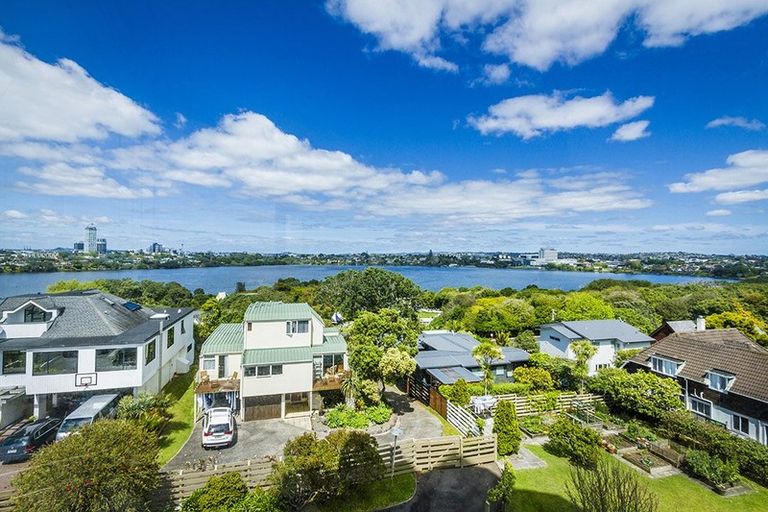 Photo of property in 4/90 Kitchener Road, Milford, Auckland, 0620