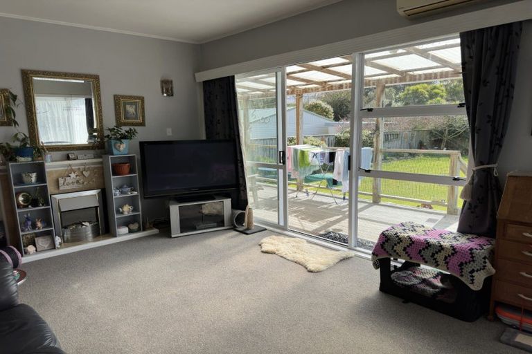 Photo of property in 66 Conway Road, Eltham, 4322
