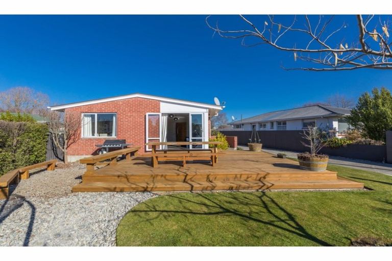 Photo of property in 135 Ohoka Road, Kaiapoi, 7630