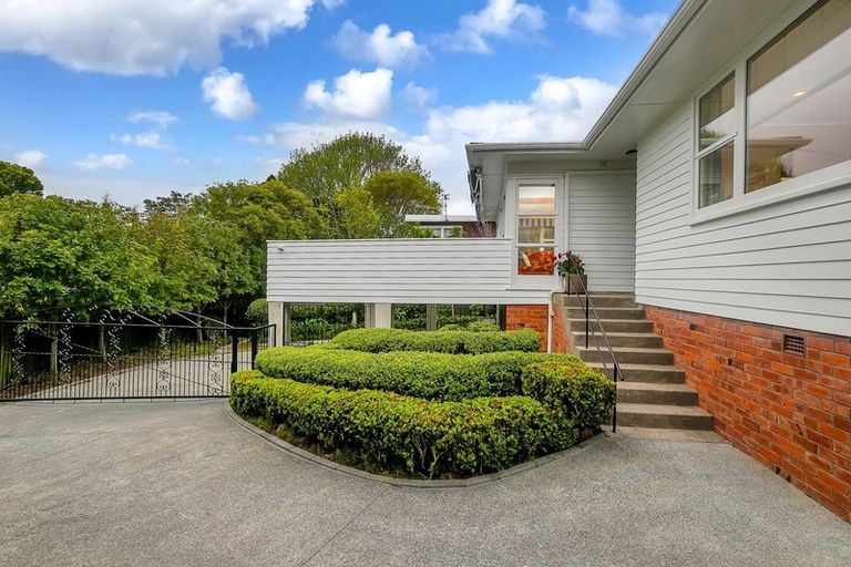 Photo of property in 9a Matata Street, Blockhouse Bay, Auckland, 0600