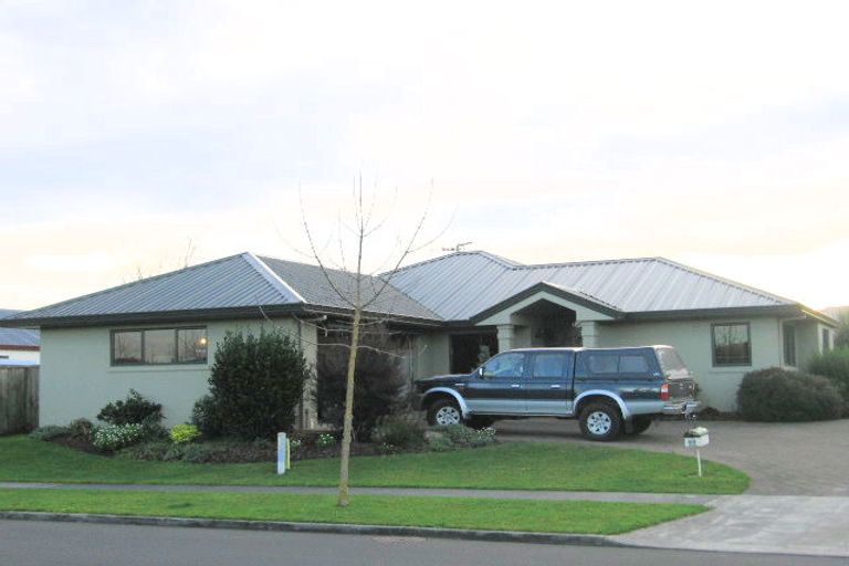 Photo of property in 68 Bouverie Crescent, Flagstaff, Hamilton, 3210