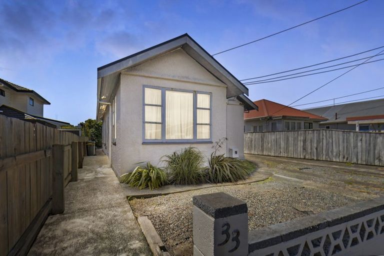 Photo of property in 33 Devonshire Road, Miramar, Wellington, 6022