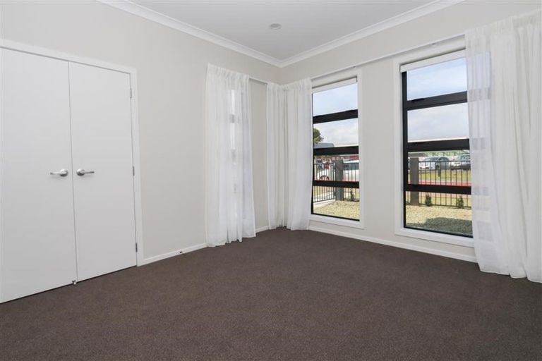 Photo of property in 1/2 Lambert Court, Glenview, Hamilton, 3206