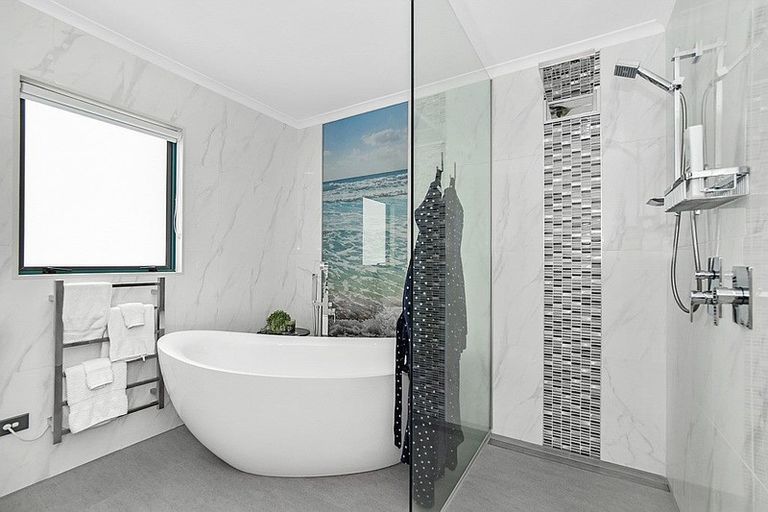 Photo of property in 26a Sunbrae Grove, Mount Maunganui, 3116