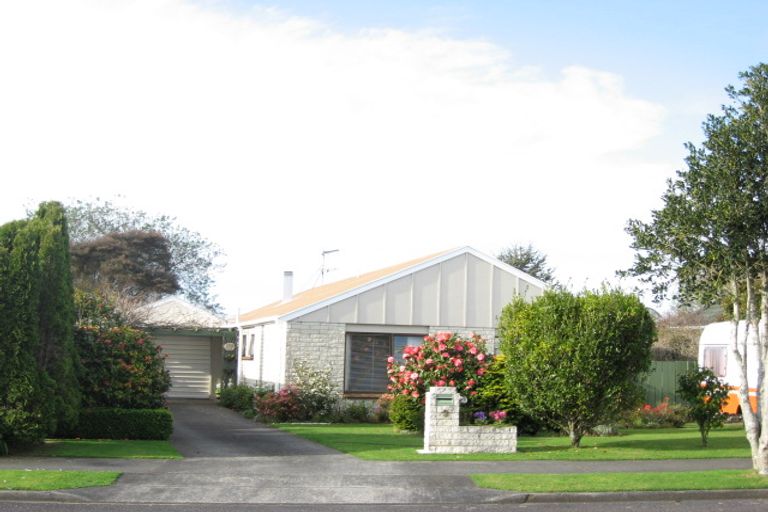 Photo of property in 9 Argyle Place, Highlands Park, New Plymouth, 4312