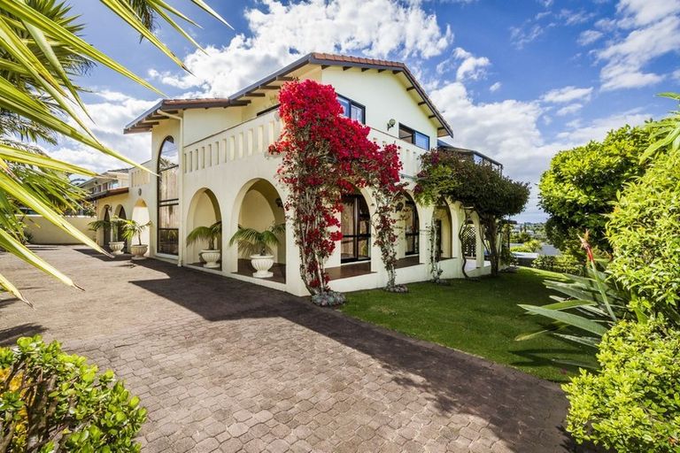 Photo of property in 24 Coronation Road, Hillcrest, Auckland, 0627