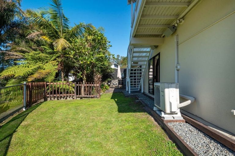 Photo of property in 2/74 Glamorgan Drive, Torbay, Auckland, 0630